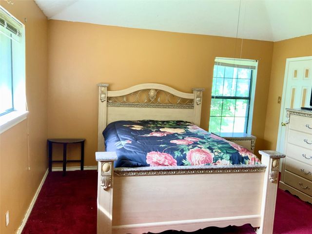 579 County Road 145, Liberty, TX 77575