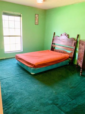 579 County Road 145, Liberty, TX 77575