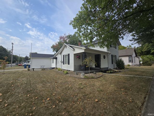 1109 S Van Buren Street, Auburn, IN 46706