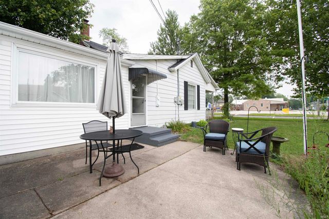 1109 S Van Buren Street, Auburn, IN 46706