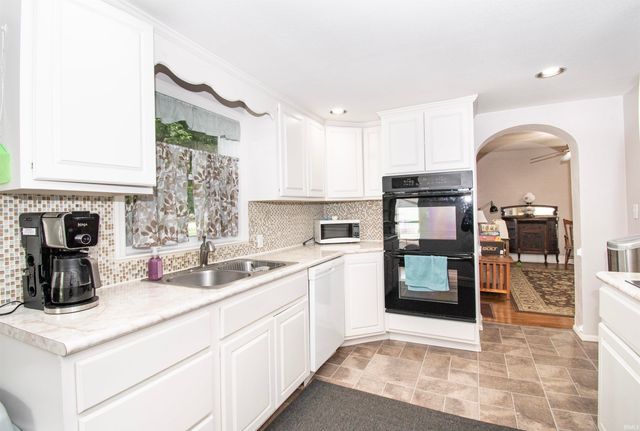 1109 S Van Buren Street, Auburn, IN 46706