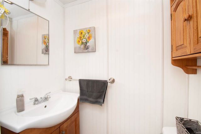 1109 S Van Buren Street, Auburn, IN 46706