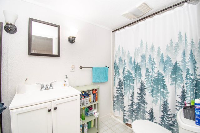 1109 S Van Buren Street, Auburn, IN 46706