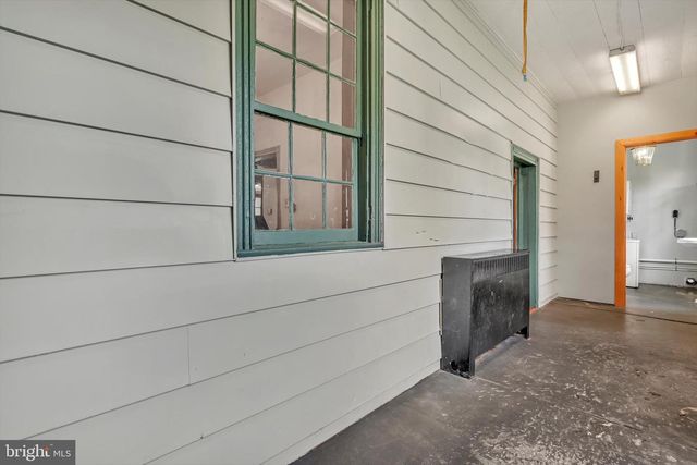 15 W MARKET ST, Jonestown, PA 17038