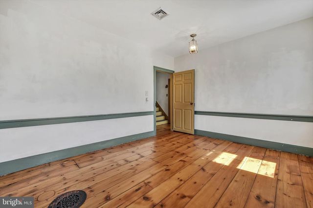 15 W MARKET ST, Jonestown, PA 17038