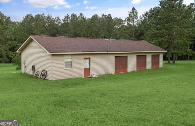 4909 Perry Road, Claxton, GA 30417