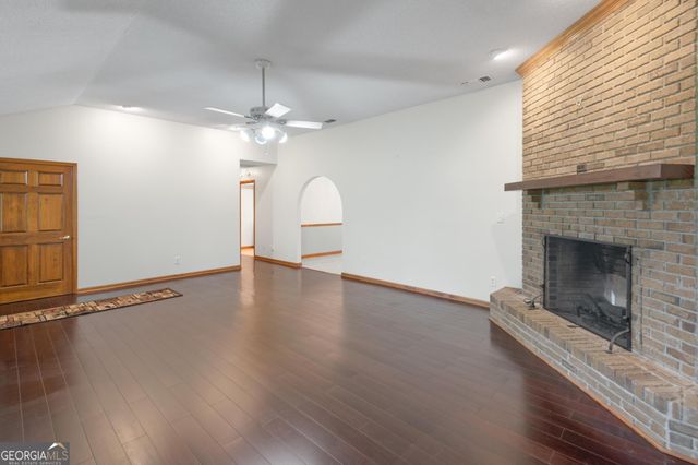 4909 Perry Road, Claxton, GA 30417