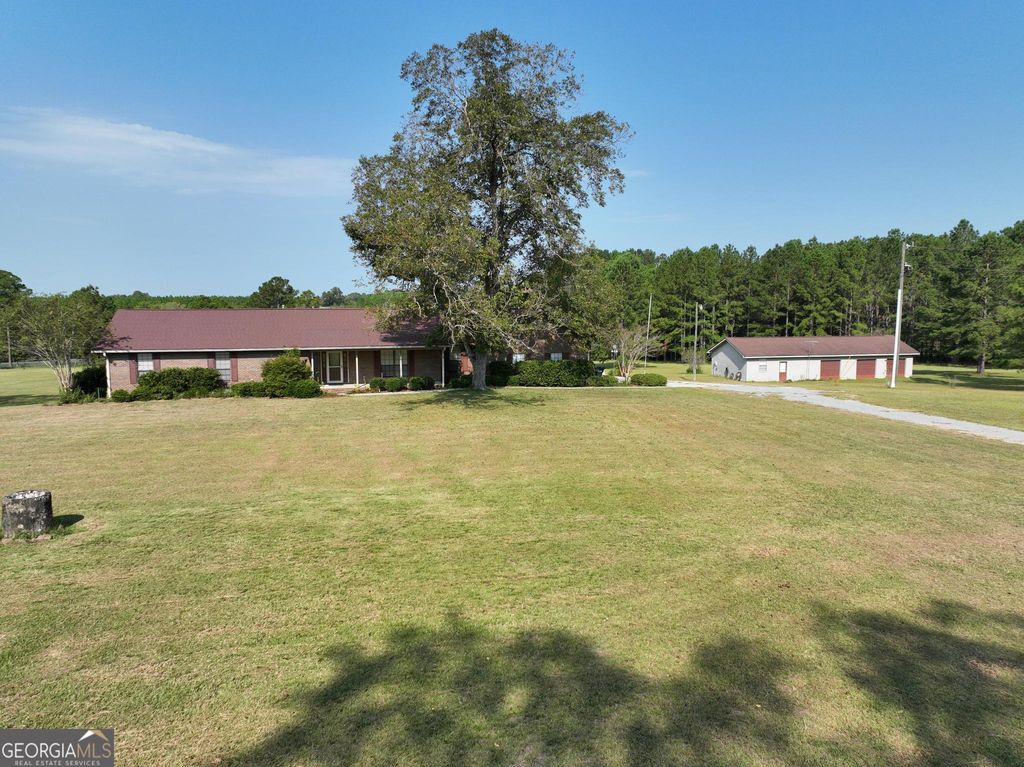 4909 Perry Road, Claxton, GA 30417