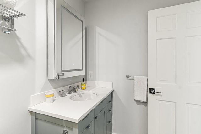 545 S Prospect St Unit 35, Burlington, VT 05401