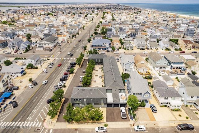 75 Grand Central Avenue 8, Lavallette, NJ 08735