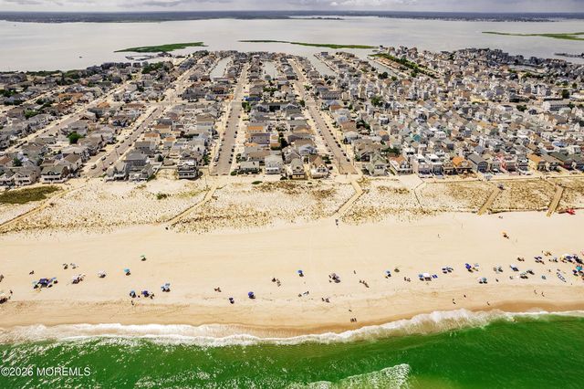 75 Grand Central Avenue 8, Lavallette, NJ 08735