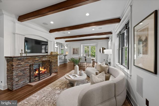 4201 MILITARY RD NW, Washington, DC 20015