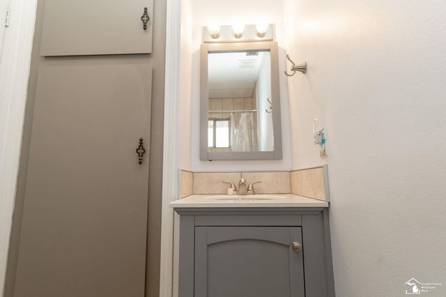 5218 Consear Road, Ottawa Lake, MI 49267