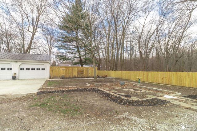 5218 Consear Road, Ottawa Lake, MI 49267