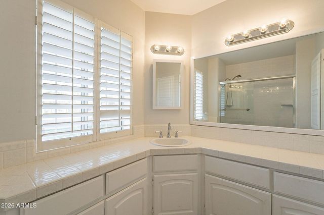 5715 E CALLE DEL PAISANO --, Phoenix, AZ 85018