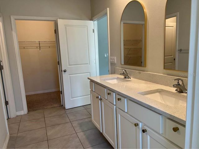 1703 JOHNSON POINTE DRIVE, Plant City, FL 33566