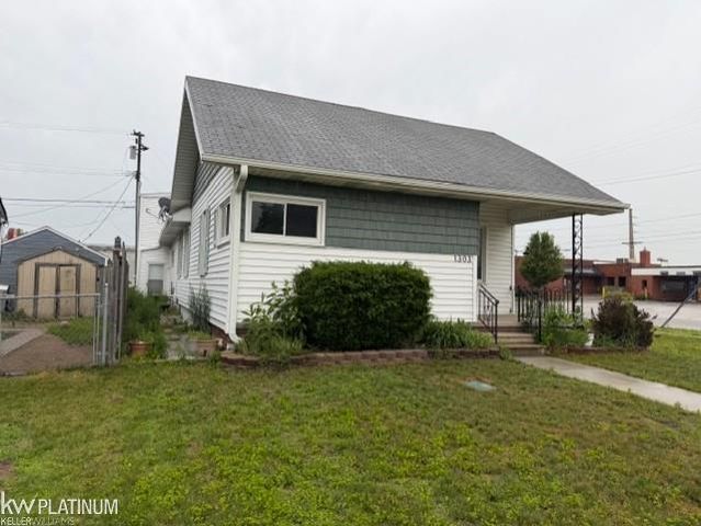 1303 23RD Street, Port Huron, MI 48060