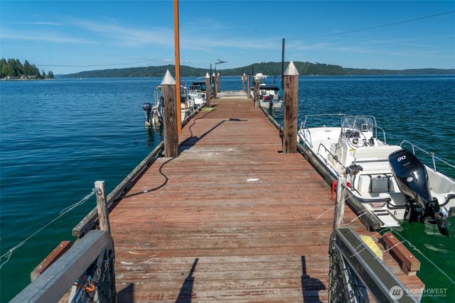 20 N Tillicum Beach Lane N, Shelton, WA 98584