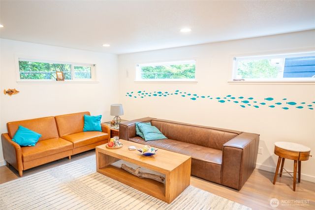 20 N Tillicum Beach Lane N, Shelton, WA 98584