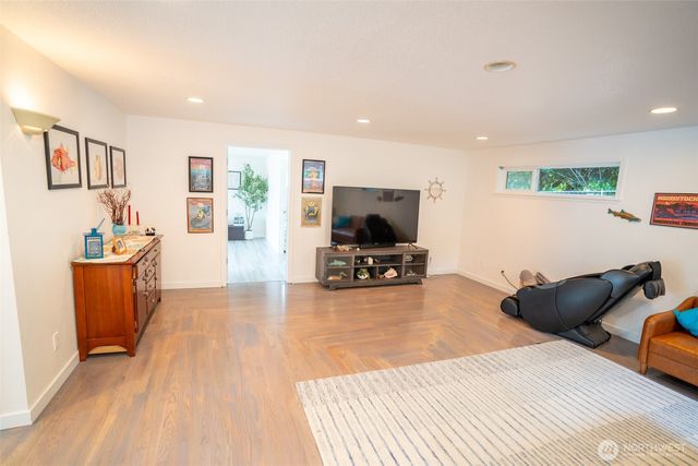 20 N Tillicum Beach Lane N, Shelton, WA 98584