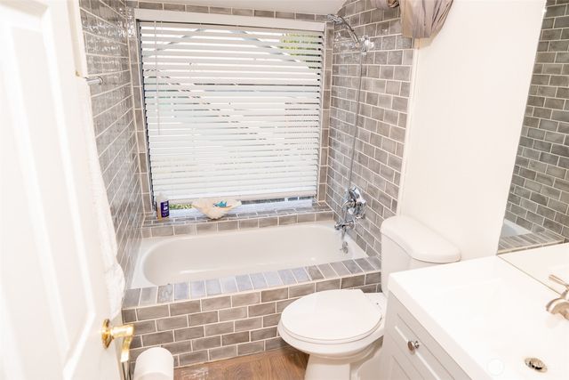 20 N Tillicum Beach Lane N, Shelton, WA 98584