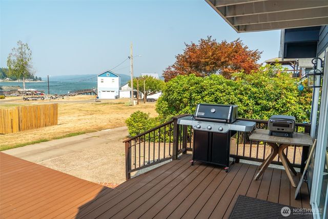 20 N Tillicum Beach Lane N, Shelton, WA 98584