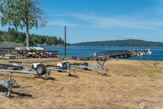 20 N Tillicum Beach Lane N, Shelton, WA 98584