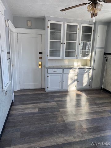 5 Humphrey Road Lower, Buffalo, NY 14207