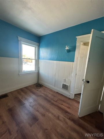 5 Humphrey Road Lower, Buffalo, NY 14207