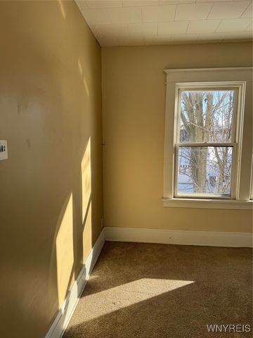 5 Humphrey Road Lower, Buffalo, NY 14207