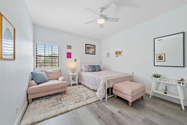 129 Olympus Way, Jupiter, FL 33477
