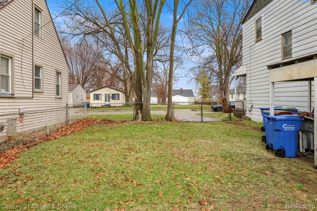 11352 Rivard Avenue, Warren, MI 48089