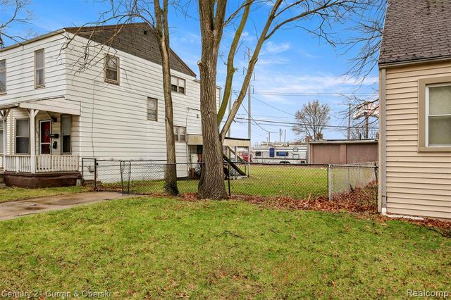 11352 Rivard Avenue, Warren, MI 48089