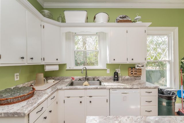 438 Laurens Street NW, Aiken, SC 29801