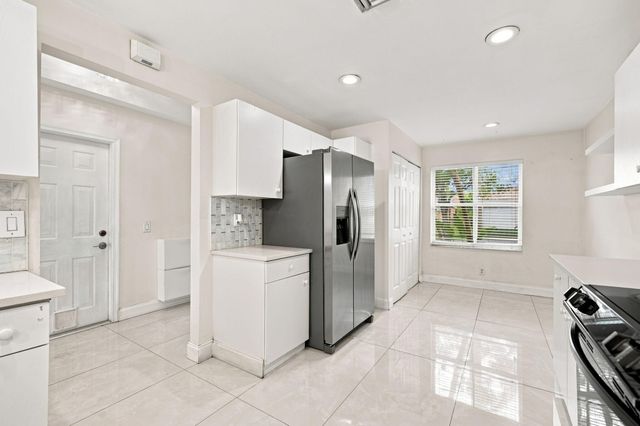 1590 ORION Lane, Weston, FL 33327