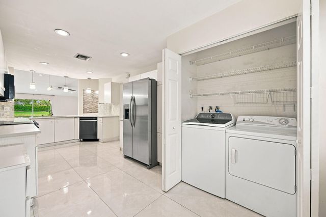 1590 ORION Lane, Weston, FL 33327