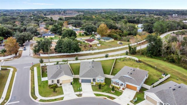 1580 BLUE LAGOON CIRCLE, Mascotte, FL 34753