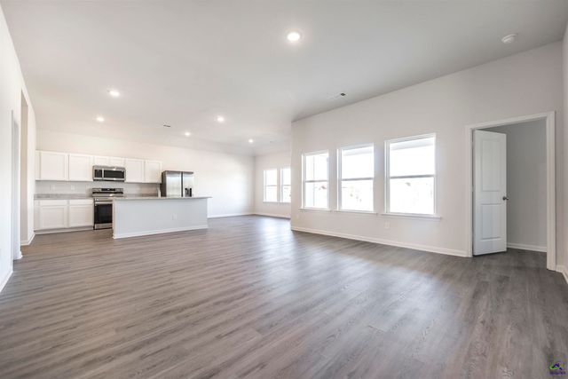 100 Bulloch Court, Byron, GA 31008