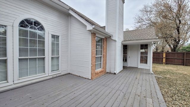 2628 Crepe Myrtle Drive, Flower Mound, TX 75028