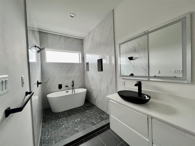 1526 Claude Street, Dallas, TX 75203