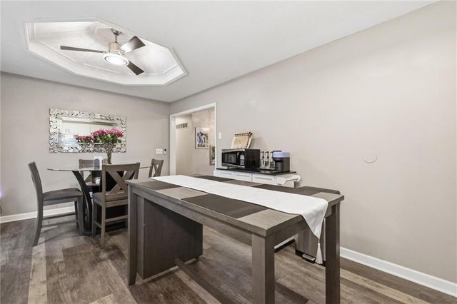 312 SE Onyx Drive, Lee's Summit, MO 64063