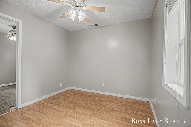 1220 Beechwood Street, Grand Rapids, MI 49505