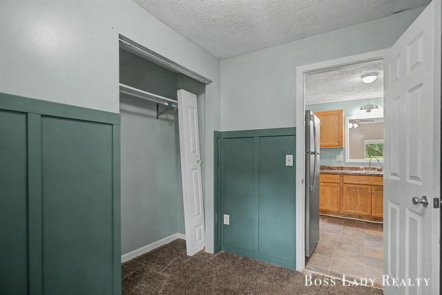 1220 Beechwood Street, Grand Rapids, MI 49505