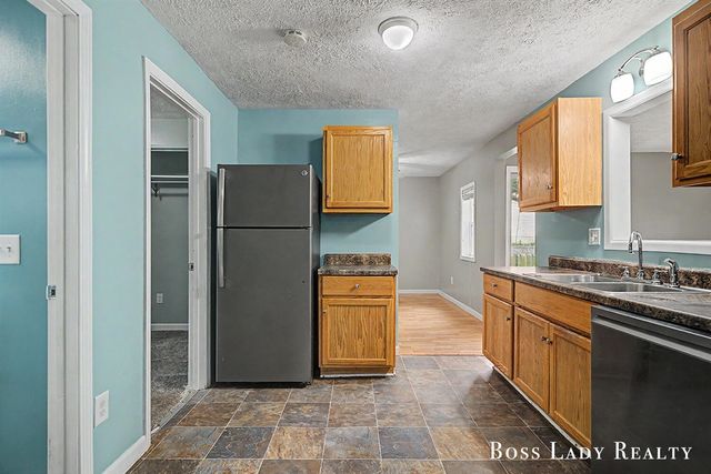 1220 Beechwood Street, Grand Rapids, MI 49505