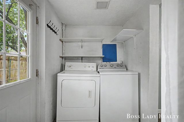 1220 Beechwood Street, Grand Rapids, MI 49505