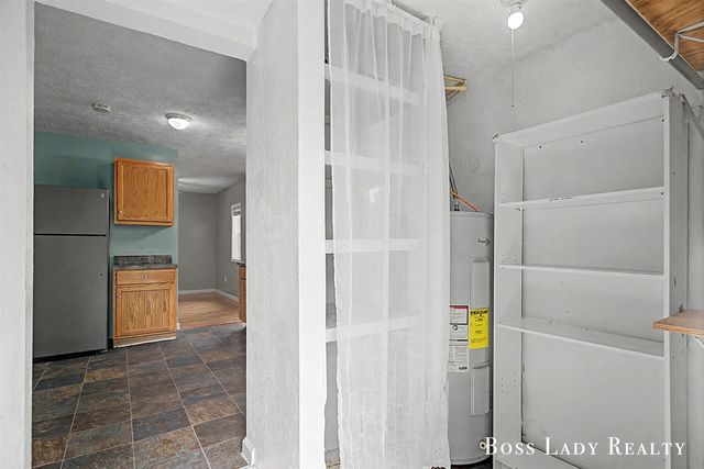 1220 Beechwood Street, Grand Rapids, MI 49505