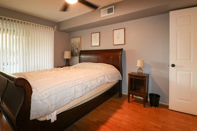 5306 Fleetwood Oaks Avenue 126, Dallas, TX 75235