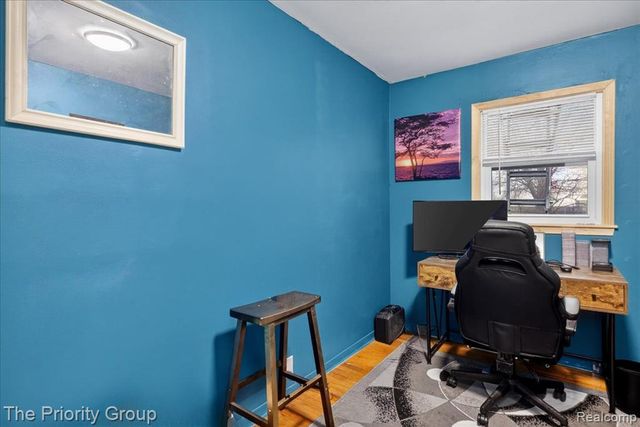 1918 Alsdorf Avenue, Rochester Hills, MI 48309