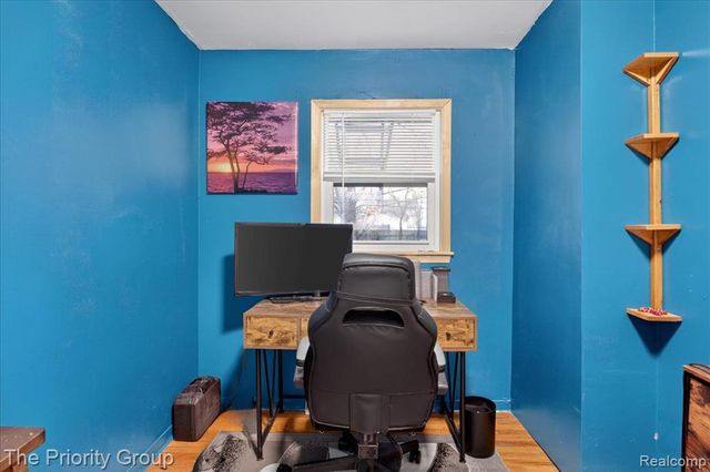 1918 Alsdorf Avenue, Rochester Hills, MI 48309