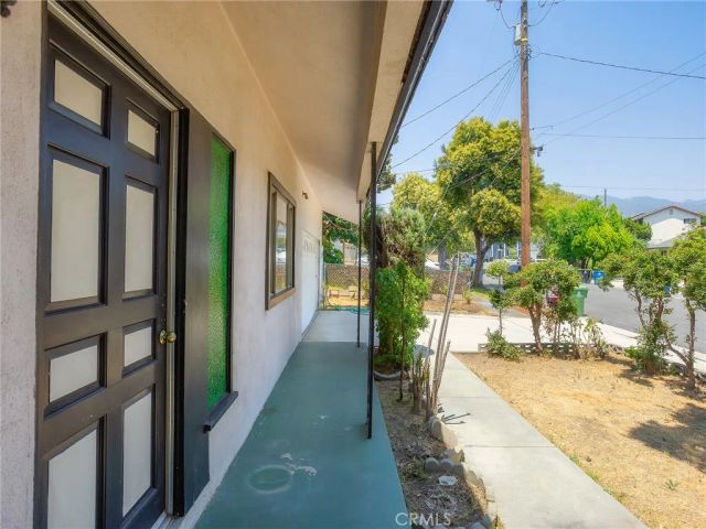 14923 La Valle Street, Sylmar, CA 91342